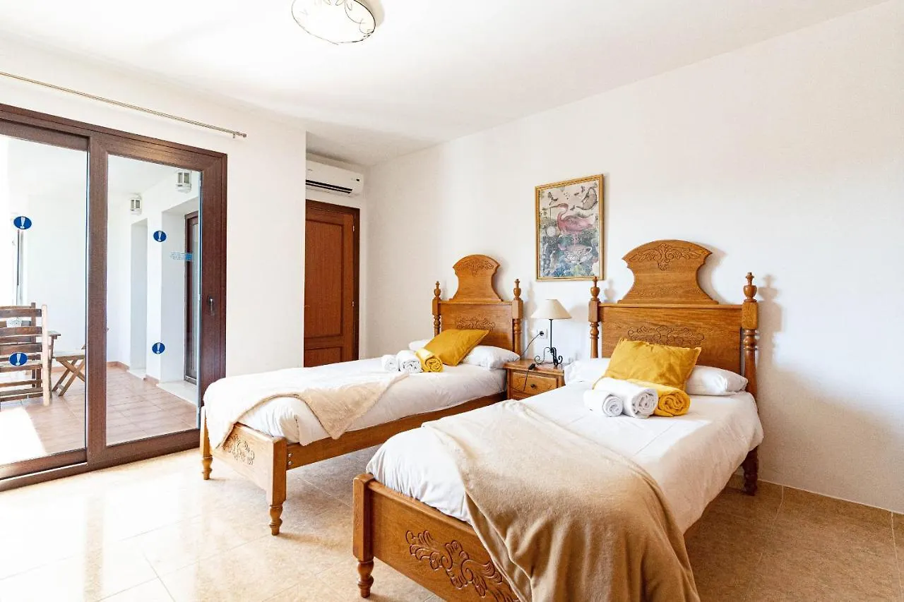 Villa Ibiza Alcudia By Mallorca Villa Selection 木屋